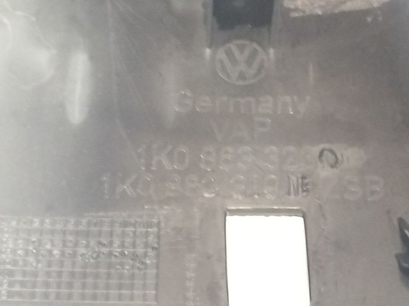 Recambio de moldura para volkswagen golf vi (5k1) 1.6 tdi referencia OEM IAM 1K0863323  
