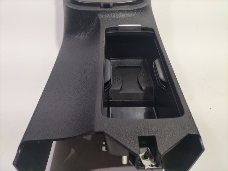 Recambio de moldura para volkswagen golf vi (5k1) 1.6 tdi referencia OEM IAM 5K0863243C  