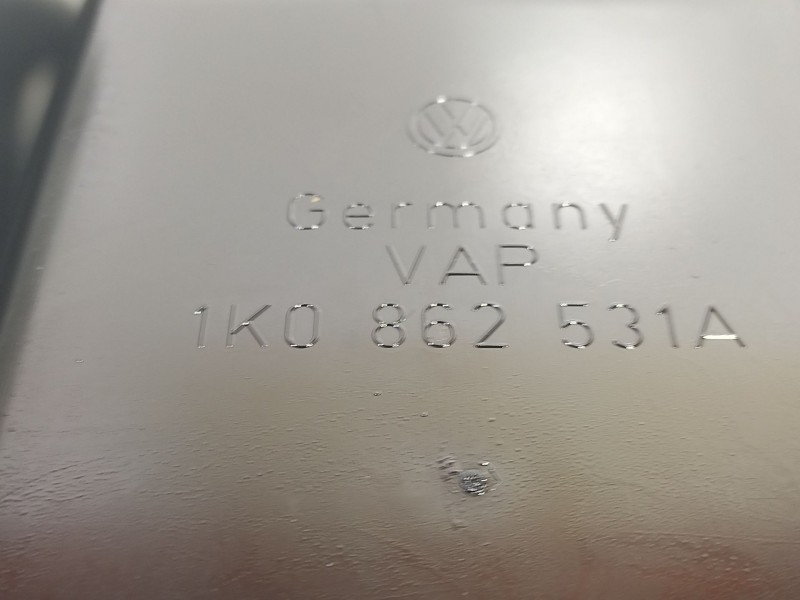 Recambio de moldura para volkswagen golf vi (5k1) 1.6 tdi referencia OEM IAM 5K0863243C  