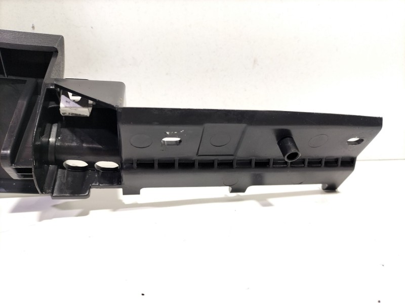 Recambio de moldura para volkswagen golf vi (5k1) 1.6 tdi referencia OEM IAM 5K1858366  