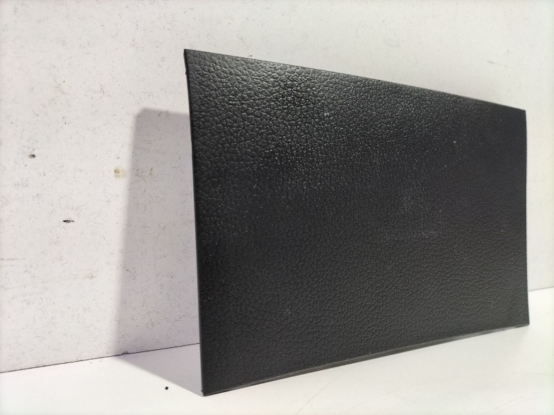 Recambio de moldura para volkswagen golf vi (5k1) 1.6 tdi referencia OEM IAM 5K0857367  