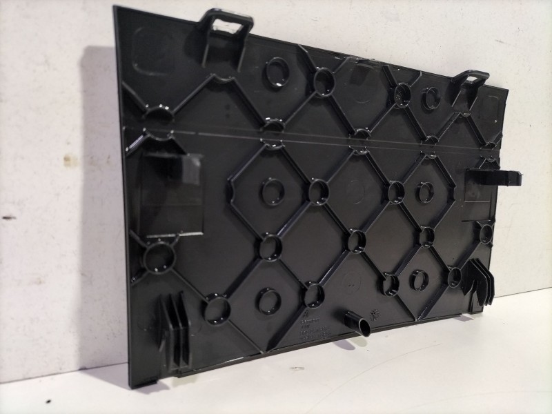 Recambio de moldura para volkswagen golf vi (5k1) 1.6 tdi referencia OEM IAM 5K0857367  