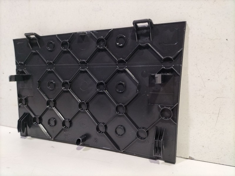 Recambio de moldura para volkswagen golf vi (5k1) 1.6 tdi referencia OEM IAM 5K0857367  