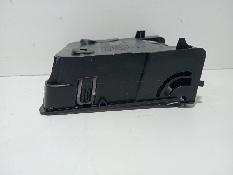 Recambio de moldura para volkswagen golf vi (5k1) 1.6 tdi referencia OEM IAM 1K0862532  