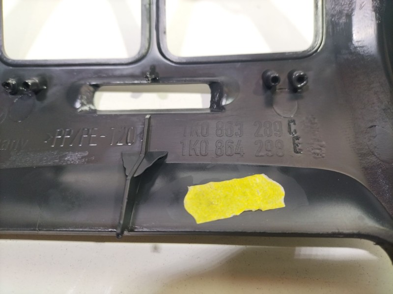 Recambio de moldura para volkswagen golf vi (5k1) 1.6 tdi referencia OEM IAM 1K0863289  