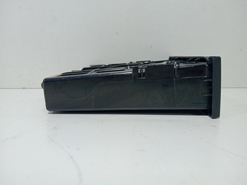 Recambio de moldura para volkswagen golf vi (5k1) 1.6 tdi referencia OEM IAM 5N0035341C  