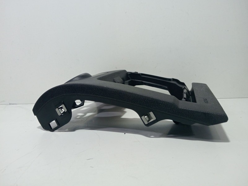 Recambio de molduras delanteras para volkswagen golf vi (5k1) 1.6 tdi referencia OEM IAM 5K1858365  