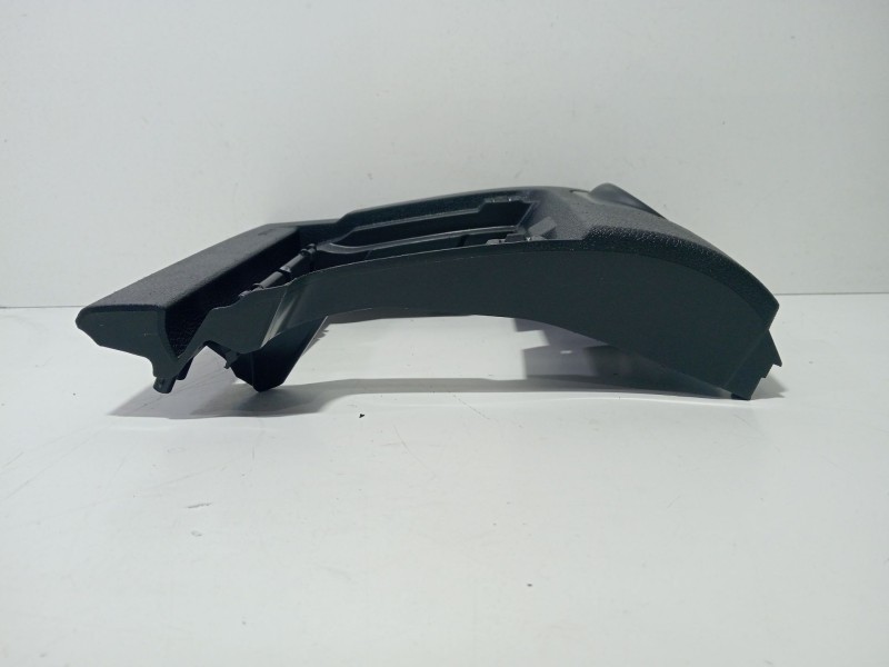 Recambio de molduras delanteras para volkswagen golf vi (5k1) 1.6 tdi referencia OEM IAM 5K1858365  