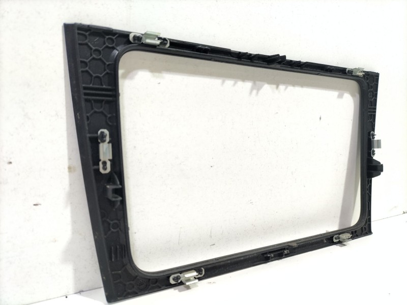 Recambio de moldura para volkswagen golf vi (5k1) 1.6 tdi referencia OEM IAM 5K0858063E  
