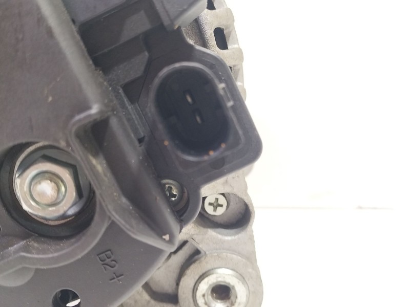 Recambio de alternador para volkswagen golf vi (5k1) 1.6 tdi referencia OEM IAM ALF860451HQ  