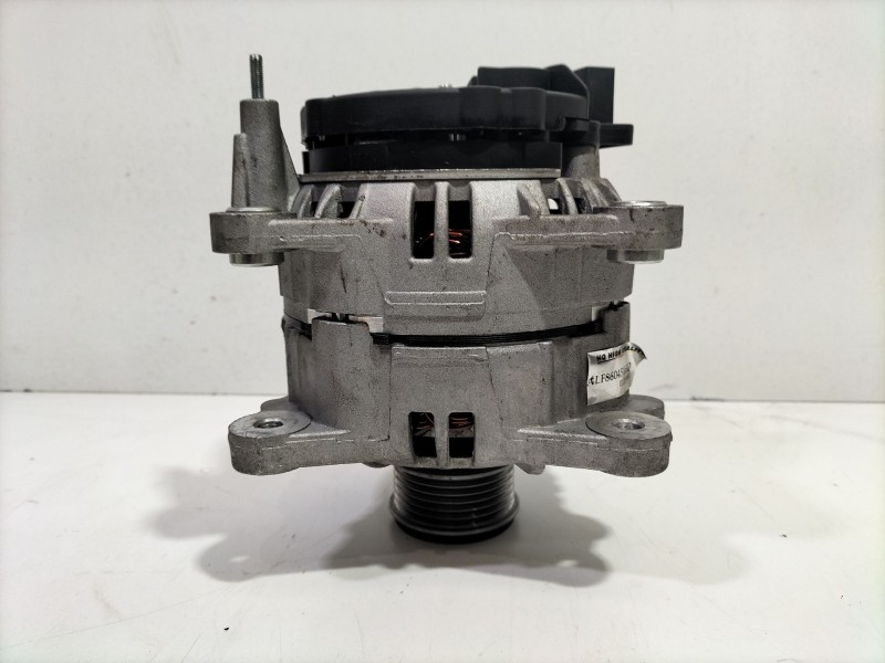 Recambio de alternador para volkswagen golf vi (5k1) 1.6 tdi referencia OEM IAM ALF860451HQ  