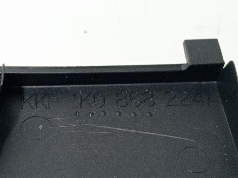 Recambio de moldura para volkswagen golf vi (5k1) 1.6 tdi referencia OEM IAM 1K0868224  