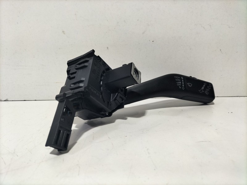 Recambio de mando limpia para volkswagen golf vi (5k1) 1.6 tdi referencia OEM IAM 1k0953519  