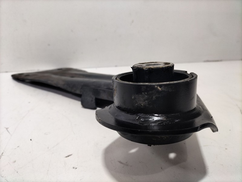 Recambio de brazo suspension inferior trasero izquierdo para volkswagen golf vi (5k1) 1.6 tdi referencia OEM IAM 1K0505225  