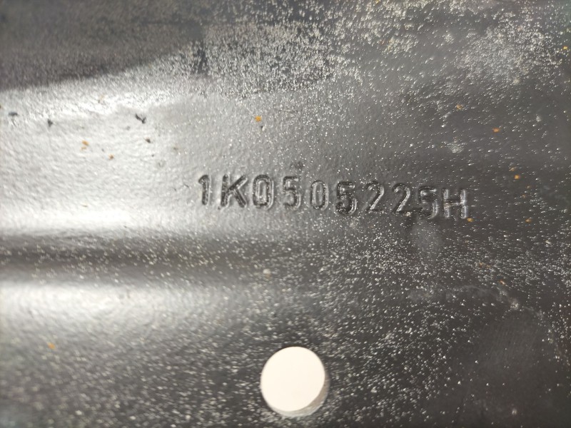 Recambio de brazo suspension inferior trasero izquierdo para volkswagen golf vi (5k1) 1.6 tdi referencia OEM IAM 1K0505225  