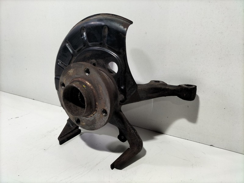 Recambio de mangueta delantera derecha para seat ibiza (6k1) select referencia OEM IAM AQM  