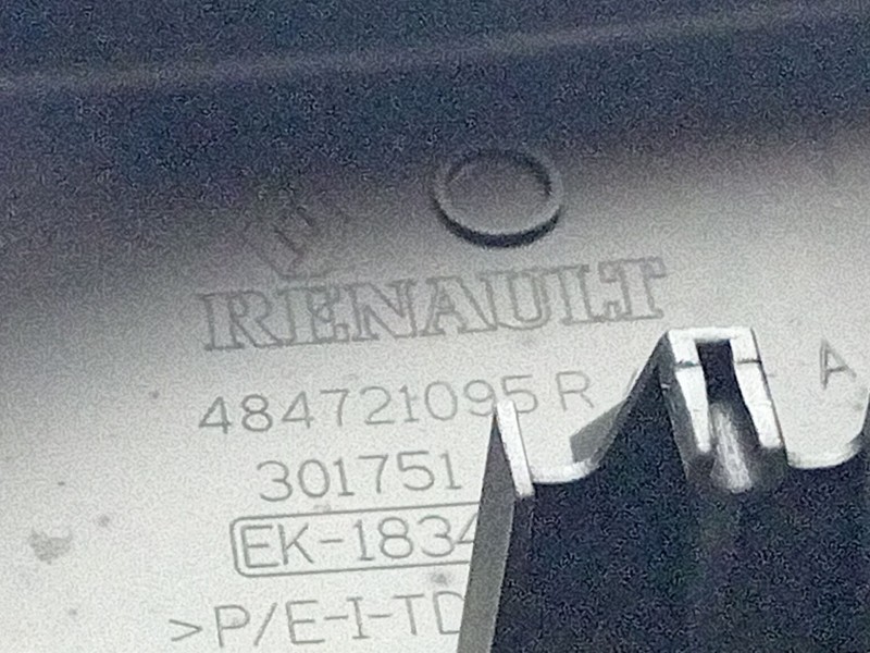 Recambio de moldura para renault clio iv (bh_) 1.6 rs (bhj4, bhj6, bhmm) referencia OEM IAM 484721095  