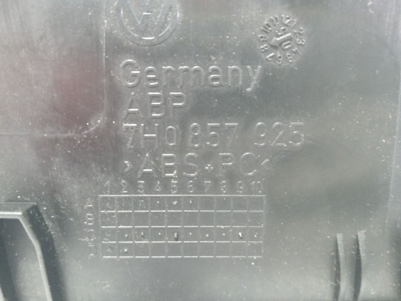 Recambio de porta objetos para volkswagen transporter t5 autobús (7hb, 7hj, 7eb, 7ej) 2.5 tdi referencia OEM IAM 7h0857925  