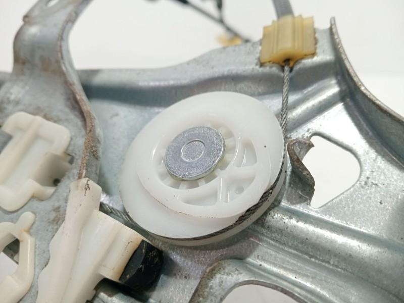 Recambio de elevalunas trasero izquierdo para renault megane ii (bm0/1_, cm0/1_) 1.9 dci referencia OEM IAM 827210003R  