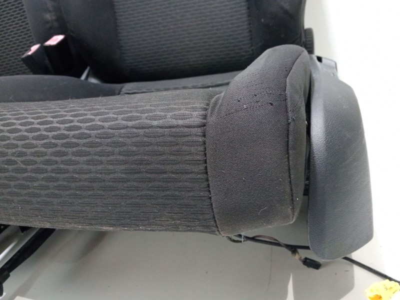 Recambio de juego asientos completo para volkswagen golf vi (5k1) 1.6 tdi referencia OEM IAM CAYC  