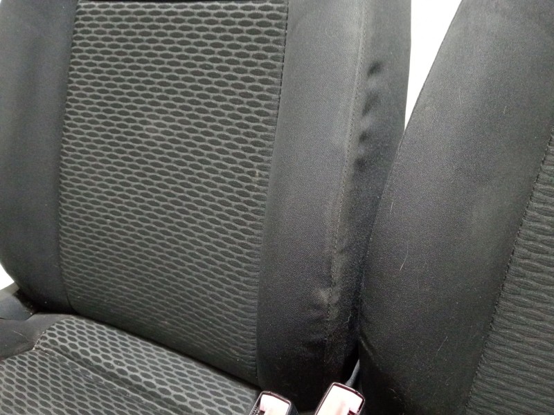 Recambio de juego asientos completo para volkswagen golf vi (5k1) 1.6 tdi referencia OEM IAM CAYC  