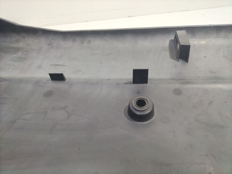 Recambio de puntera paragolpes trasera izquierda para renault master desde ´98 base, caja cerrada l1h1 rs 3078 referencia OEM IA