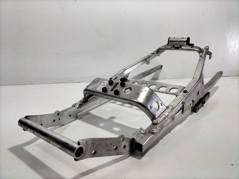 Recambio de subchasis para yamaha yzf-r yzf-r6 (rj03) referencia OEM IAM 5EB1040B  