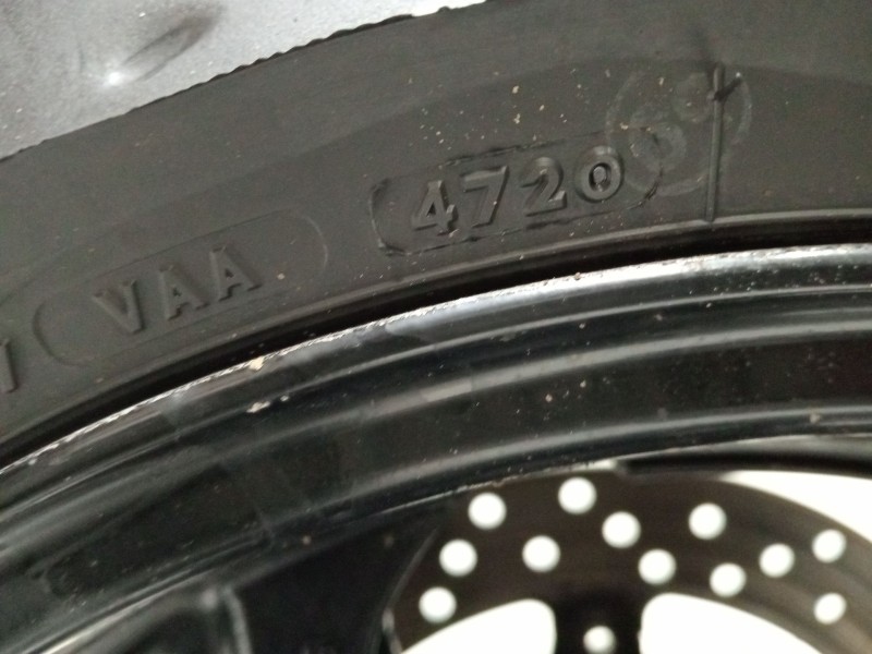 Recambio de llanta para yamaha 500 tmax referencia OEM IAM YAMAHA500TMAX´2009???motorj403e  