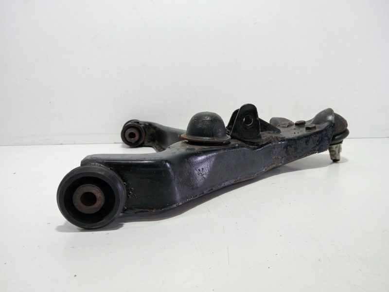 Recambio de brazo suspension inferior delantero derecho para mitsubishi montero (v60/v70) 3.2 di-d glx (3-ptas.) referencia OEM 
