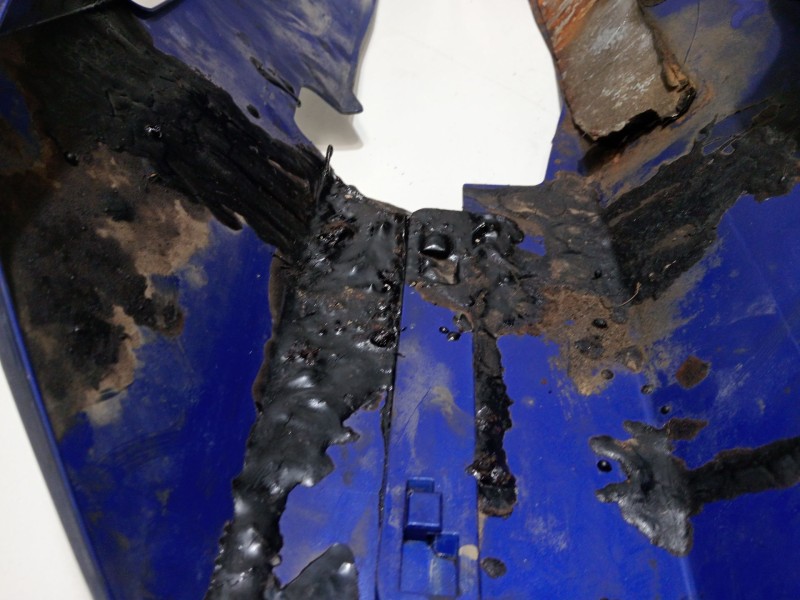 Recambio de moldura para yamaha yzf-r yzf-r6 (rj03) referencia OEM IAM YZF-RYZF-R6(RJ03)1999-2000600.0120CV0  