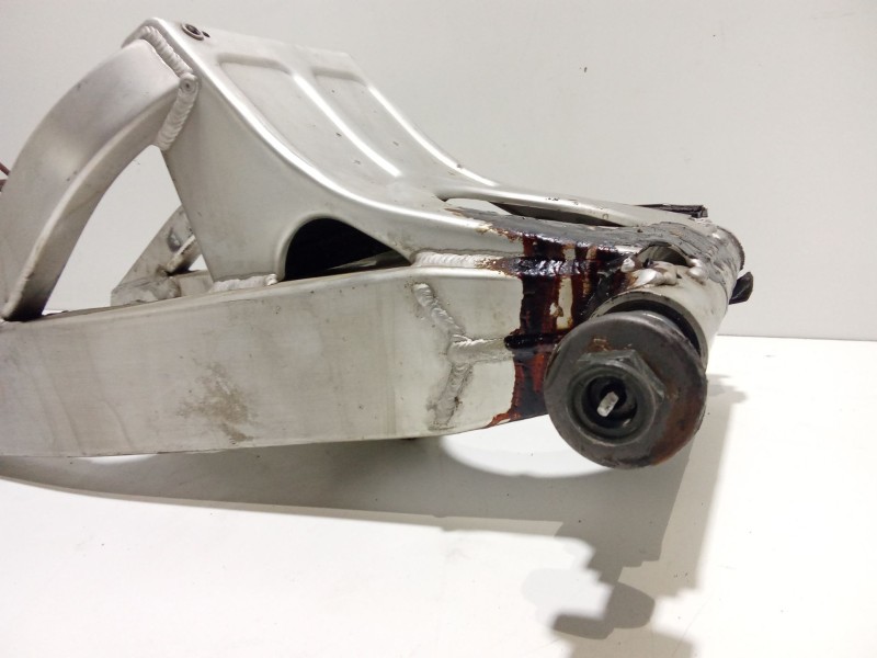 Recambio de amortiguador trasero para yamaha yzf-r yzf-r6 (rj03) referencia OEM IAM YZF-RYZF-R6(RJ03)1999-2000600.0120CV0  