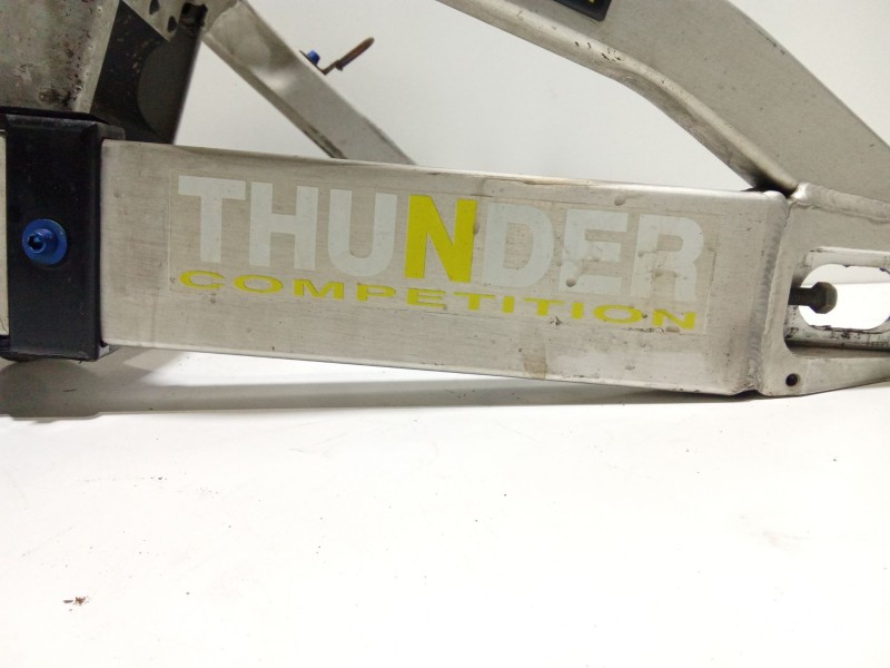 Recambio de amortiguador trasero para yamaha yzf-r yzf-r6 (rj03) referencia OEM IAM YZF-RYZF-R6(RJ03)1999-2000600.0120CV0  