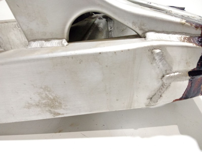 Recambio de amortiguador trasero para yamaha yzf-r yzf-r6 (rj03) referencia OEM IAM YZF-RYZF-R6(RJ03)1999-2000600.0120CV0  