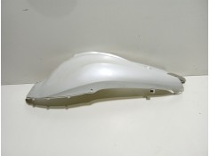 Recambio de moldura para honda ps ps 125i (jf17) referencia OEM IAM 83600KTZD000  
