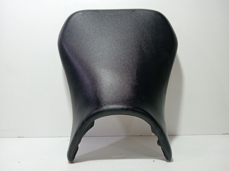 Recambio de asiento trasero medio para yamaha yzf-r yzf-r6 (rj03) referencia OEM IAM YZF-RYZF-R6(RJ03)1999-2000600.0120CV0  