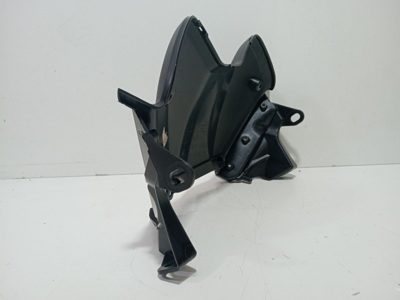 Recambio de moldura para yamaha x-max x-max 125 momodesign (se54) referencia OEM IAM X-Max125Momodesign(SE54)2013-0125.014CV0  