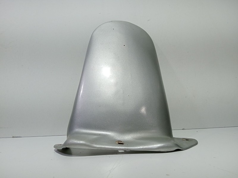 Recambio de guardabarros trasero para yamaha yzf-r yzf-r6 (rj03) referencia OEM IAM YZF-RYZF-R6(RJ03)1999-2000600.0120CV0  