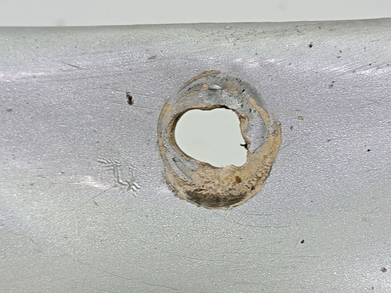 Recambio de guardabarros trasero para yamaha yzf-r yzf-r6 (rj03) referencia OEM IAM YZF-RYZF-R6(RJ03)1999-2000600.0120CV0  