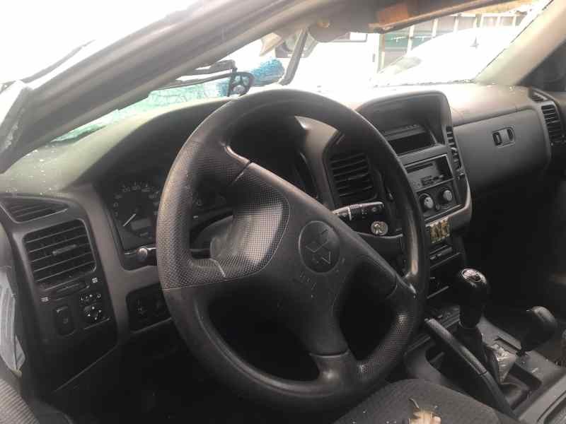 mitsubishi montero (v60/v70) del año 2003