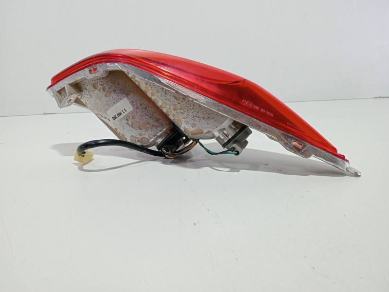 Recambio de piloto trasero izquierdo paragolpes para yamaha x-max x-max 125 momodesign (se54) referencia OEM IAM X-MAXX-Max125Mo