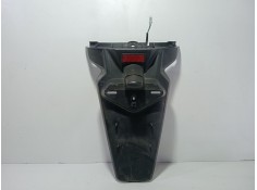 Recambio de portamatriculas para yamaha x-max x-max 125 momodesign (se54) referencia OEM IAM X-MAXX-Max125Momodesign(SE54)2013-0