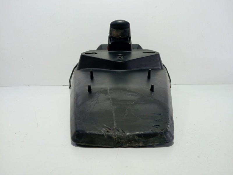 Recambio de portamatriculas para yamaha x-max x-max 125 momodesign (se54) referencia OEM IAM X-MAXX-Max125Momodesign(SE54)2013-0