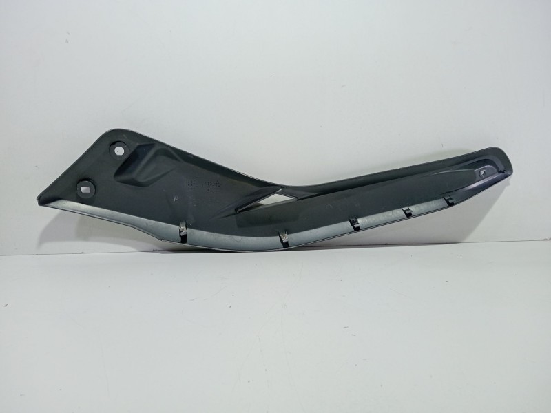 Recambio de moldura para yamaha x-max x-max 125 momodesign (se54) referencia OEM IAM X-MAXX-Max125Momodesign(SE54)2013-0125.014C