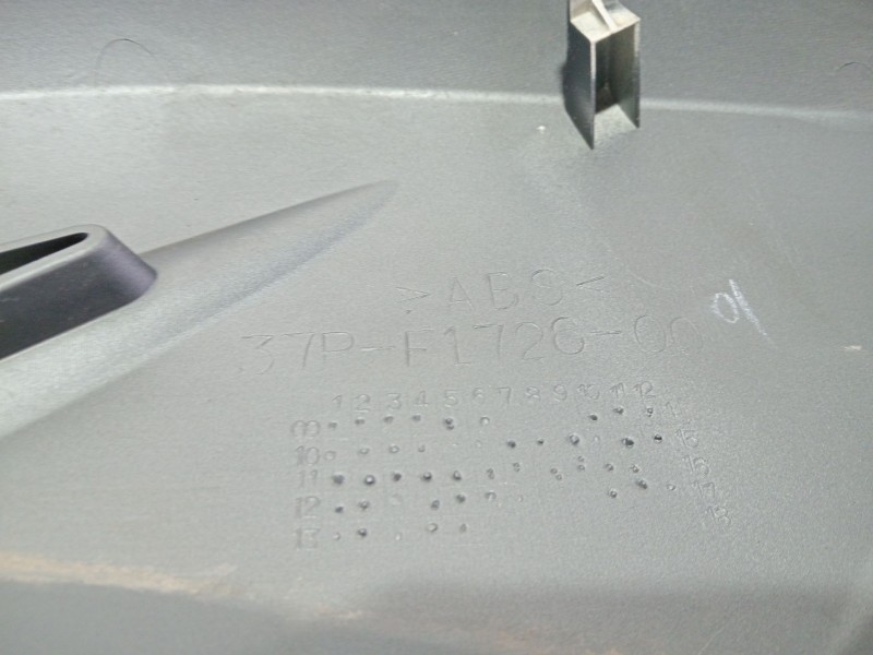 Recambio de moldura para yamaha x-max x-max 125 momodesign (se54) referencia OEM IAM X-MAXX-Max125Momodesign(SE54)2013-0125.014C