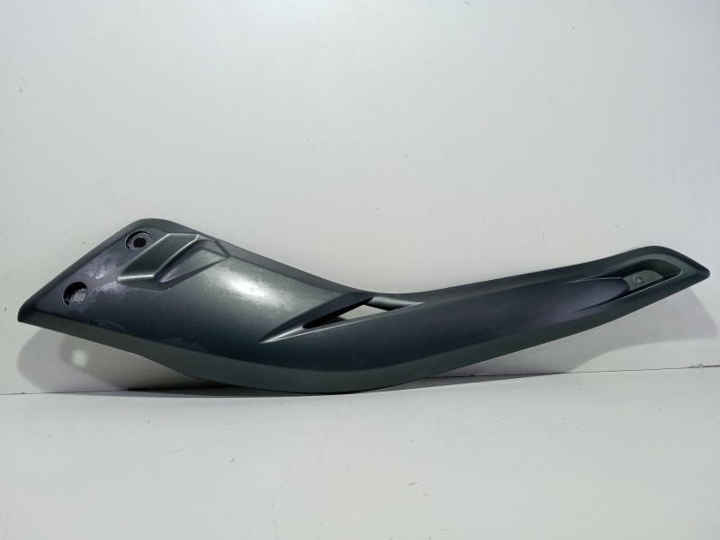 Recambio de moldura para yamaha x-max x-max 125 momodesign (se54) referencia OEM IAM X-MAXX-Max125Momodesign(SE54)2013-0125.014C