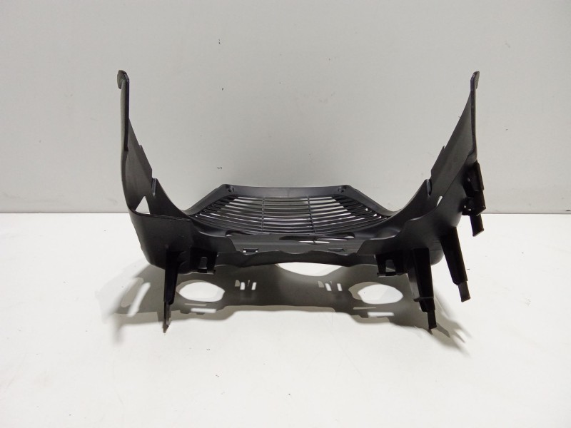 Recambio de moldura para yamaha x-max x-max 125 momodesign (se54) referencia OEM IAM 37PF837N00  