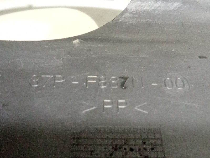 Recambio de moldura para yamaha x-max x-max 125 momodesign (se54) referencia OEM IAM 37PF837N00  