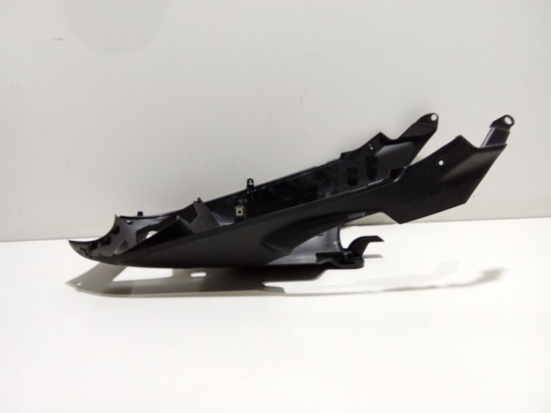 Recambio de moldura para yamaha x-max x-max 125 momodesign (se54) referencia OEM IAM 37PF838500  