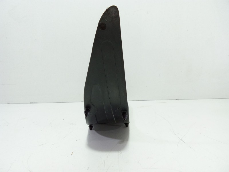 Recambio de moldura para yamaha x-max x-max 125 momodesign (se54) referencia OEM IAM 37P-F7413-00  