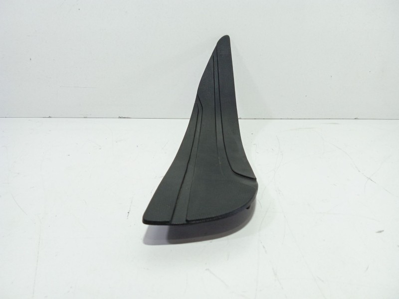 Recambio de moldura para yamaha x-max x-max 125 momodesign (se54) referencia OEM IAM 37PF742300  